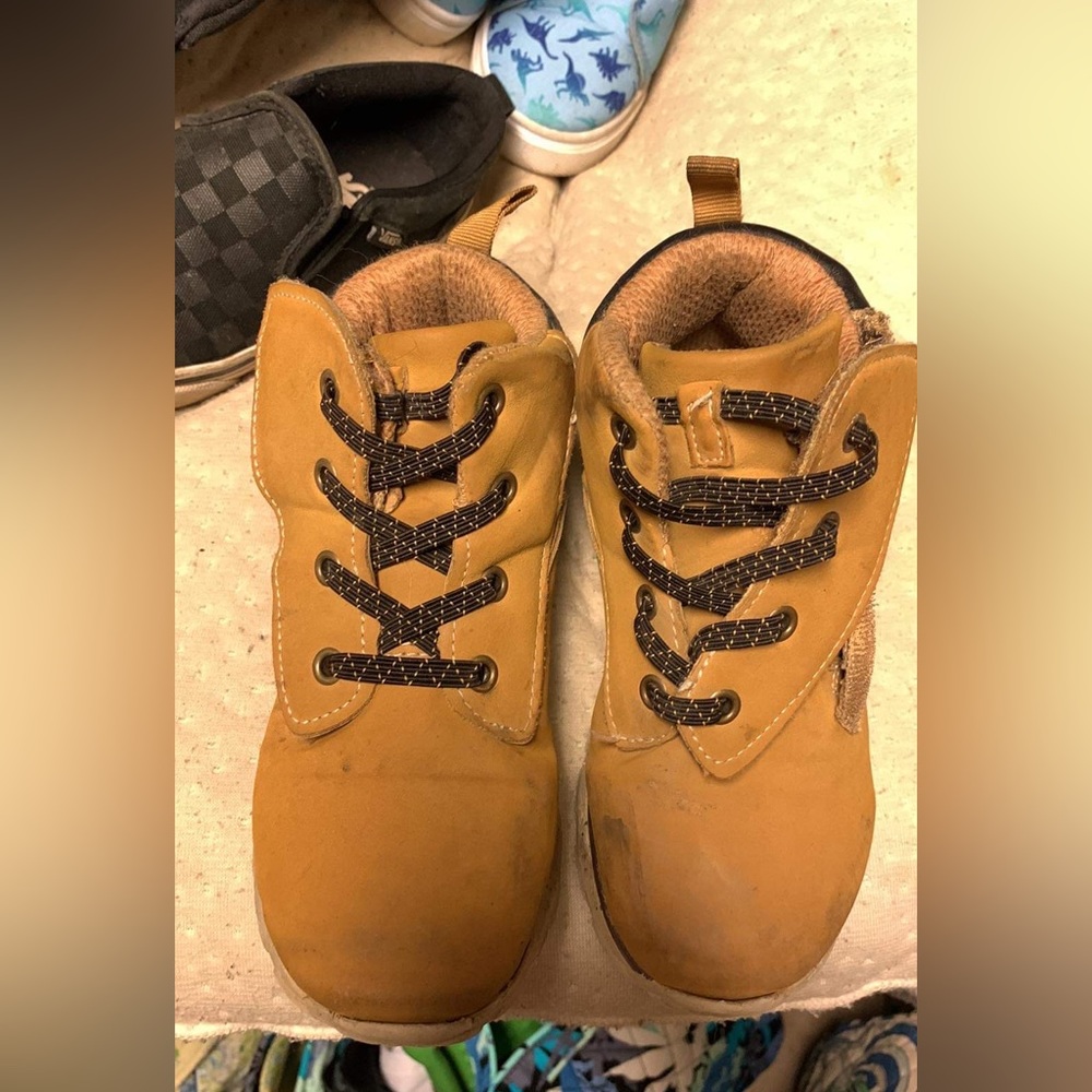 Boys size 11